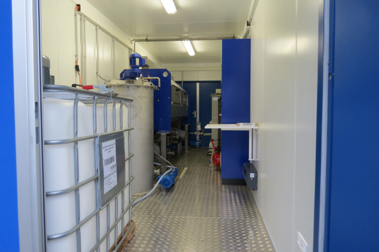 Containerstation mit HF 05XL