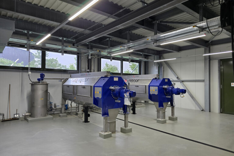 Grenchen ARA mit 2x HF 06507